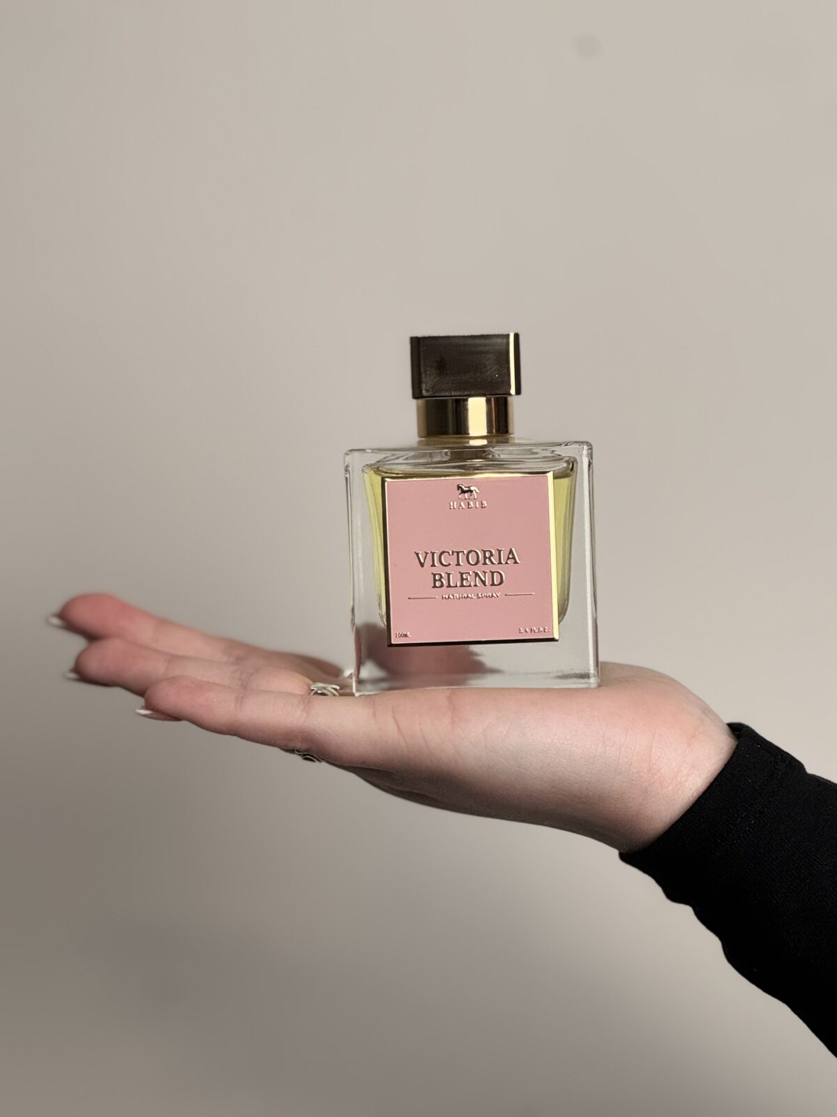 Victoria Blend Eau de Parfum 100ml Habib Perfumes - Image 3